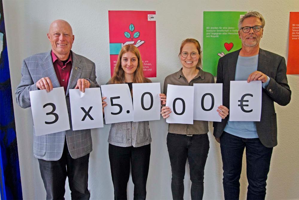 Spendenübergabe des Lions-Clubs Friedrichshafen an das AWO Frauen- und Kinderschutzhaus Friedrichshafen